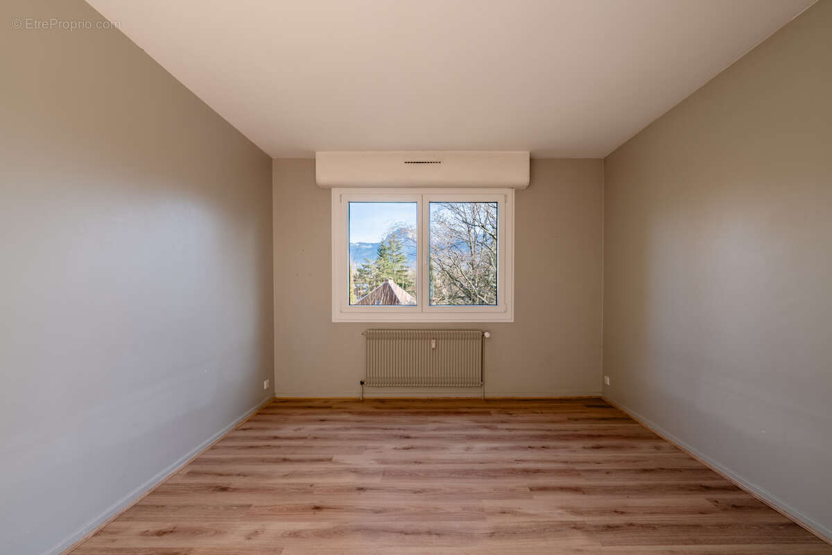 Appartement à ANNECY-LE-VIEUX
