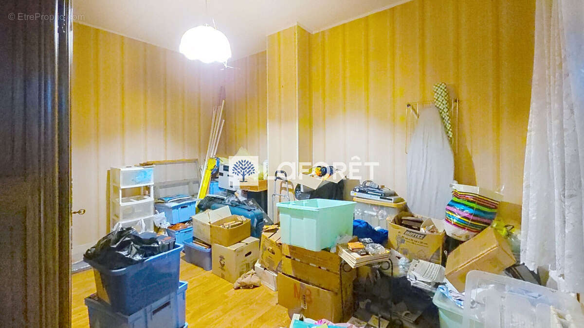 Maison de ville avec potentiel de plain-pied et jardin  Chauny 4 pièce(s) 90m2 - photo 9