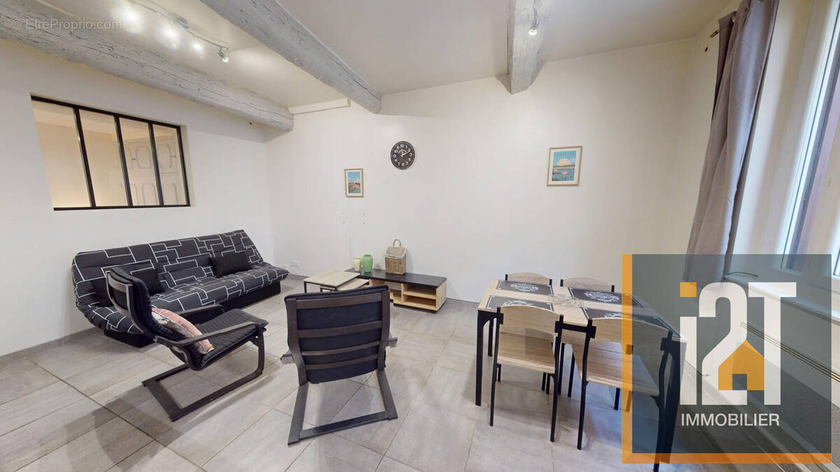 Appartement à NIMES