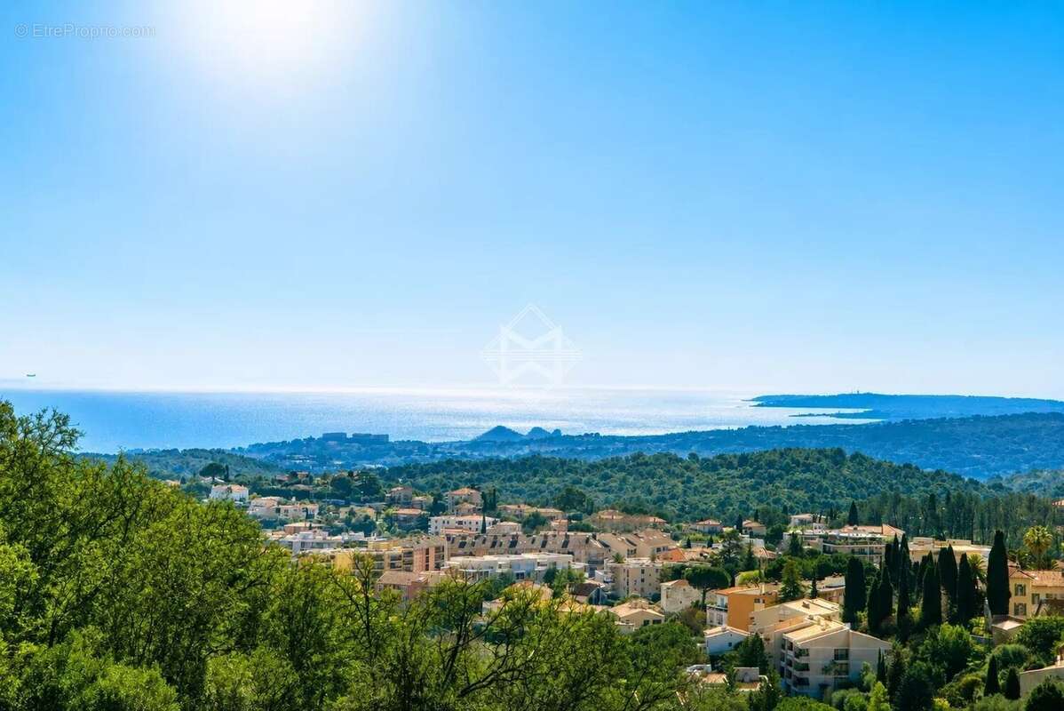Maison à VENCE