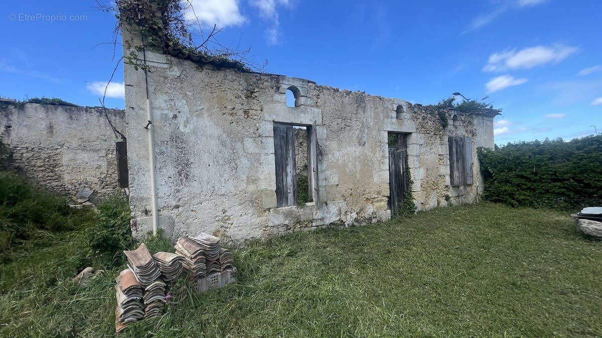 Maison à LANDIRAS