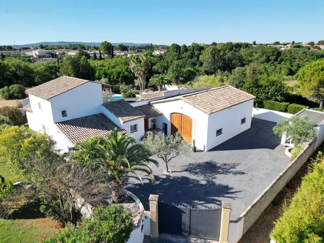 Maison à COURNONTERRAL