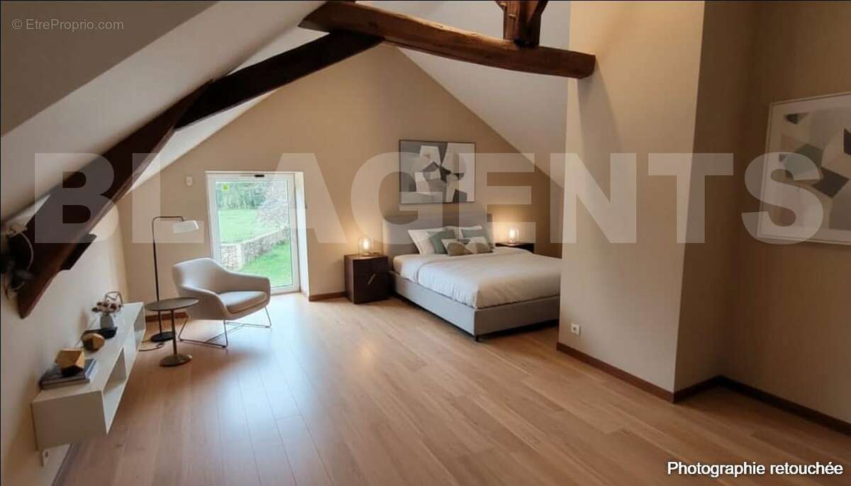 generated_2025-10-09T18_20_34 - Maison à LOUE