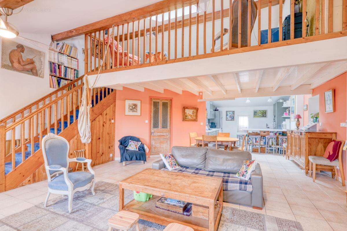 Appartement à CALUIRE-ET-CUIRE