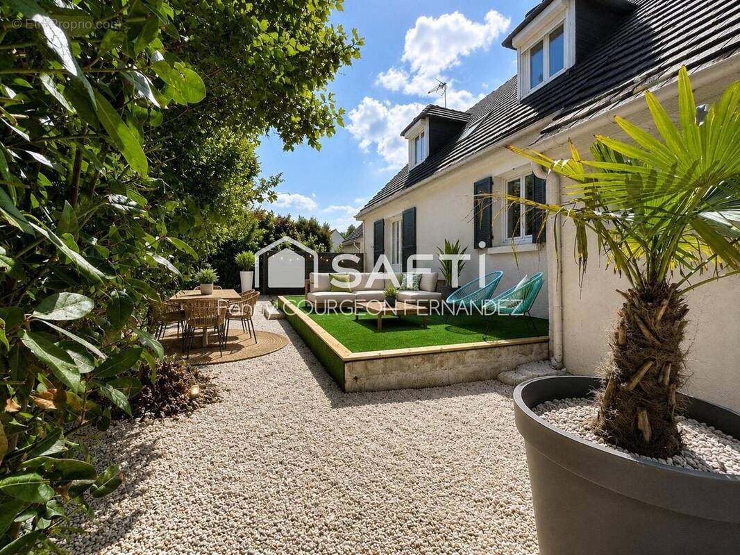 Photo 1 - Maison à LAMORLAYE