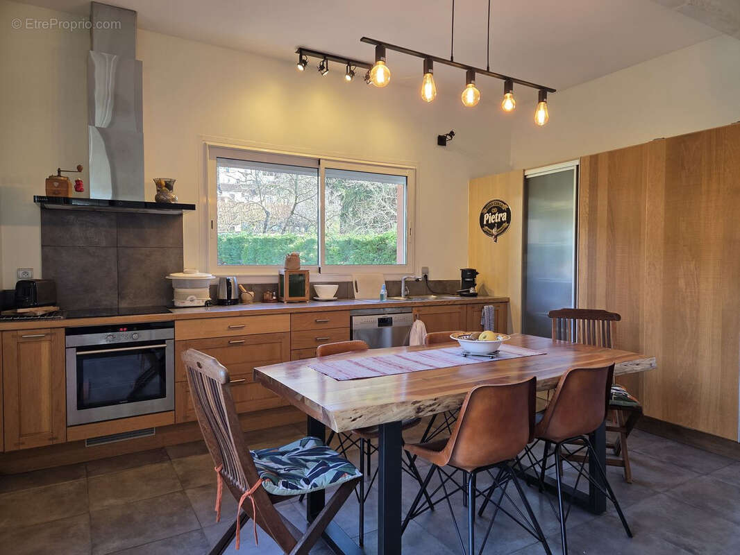 Maison à VILLEFRANCHE-DE-ROUERGUE