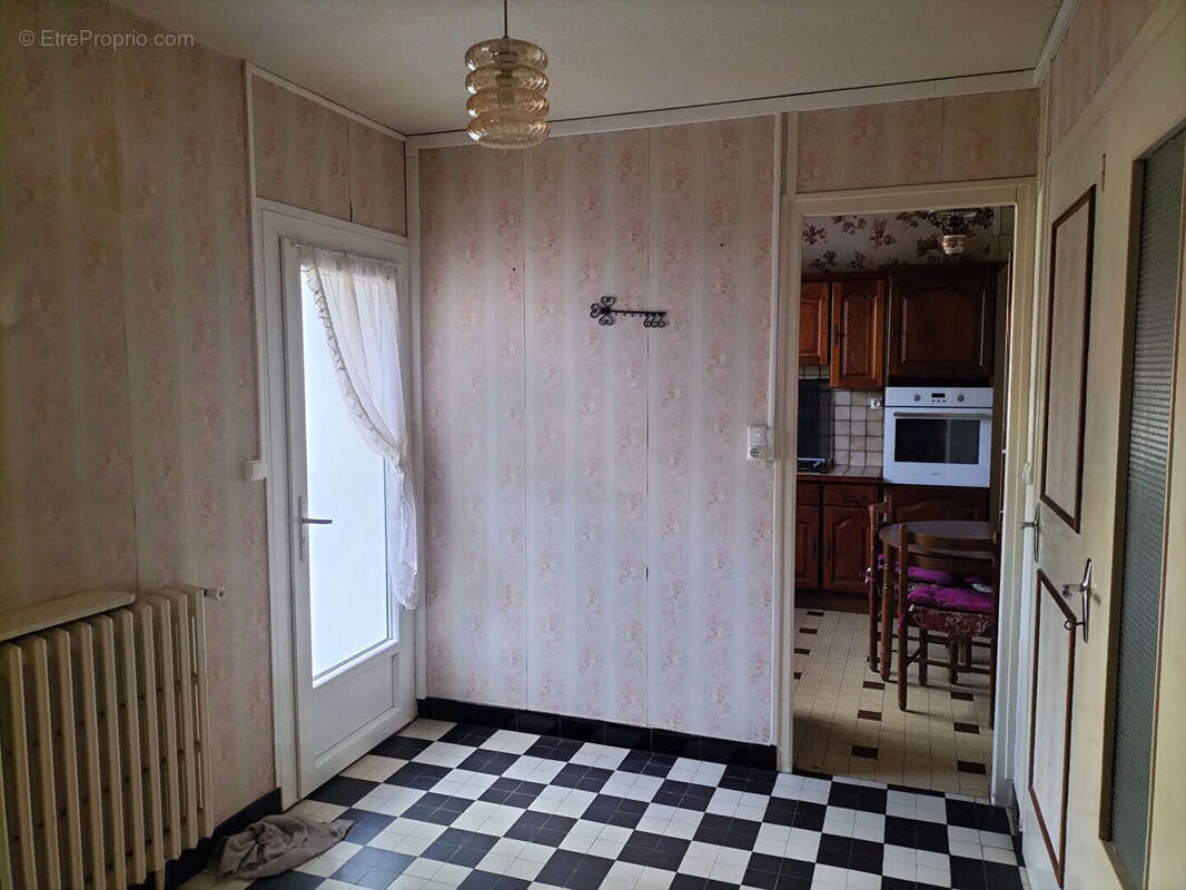 Maison à TONNAY-CHARENTE