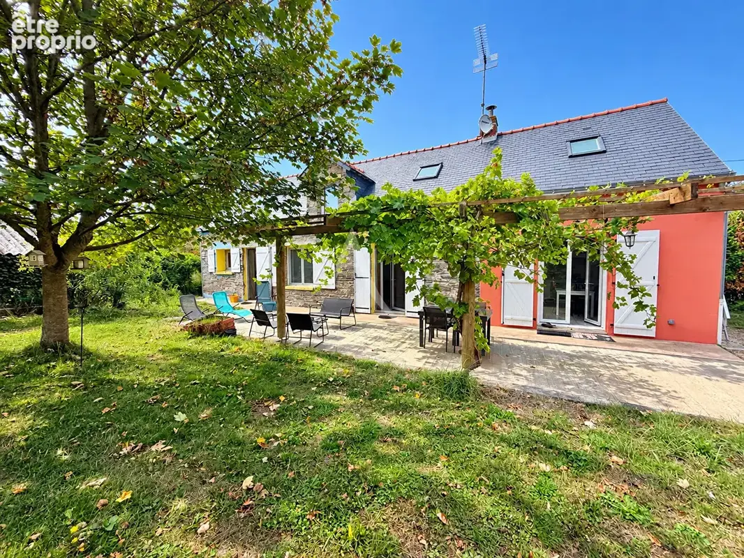 Maison à DERVAL
