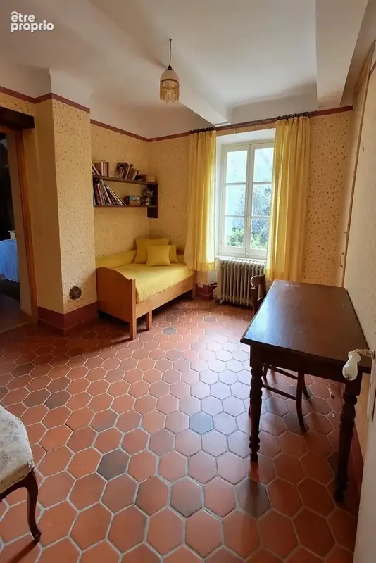 Maison de caractère avec dépendance et terrasses - photo 9