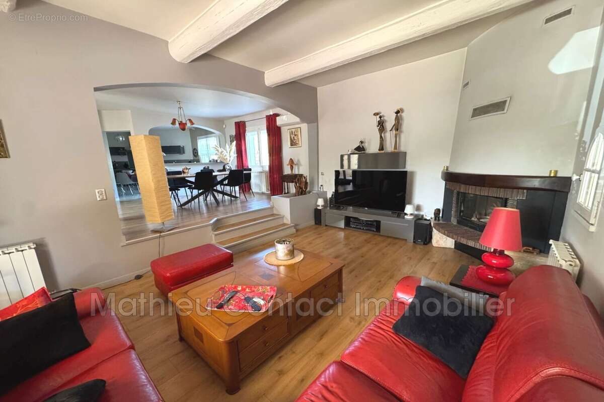 Maison à NIMES