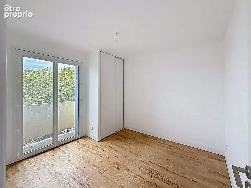 T3 avec balcon - 60m² - Proche métro St-Cyprien / Patte d'Oie - photo 3