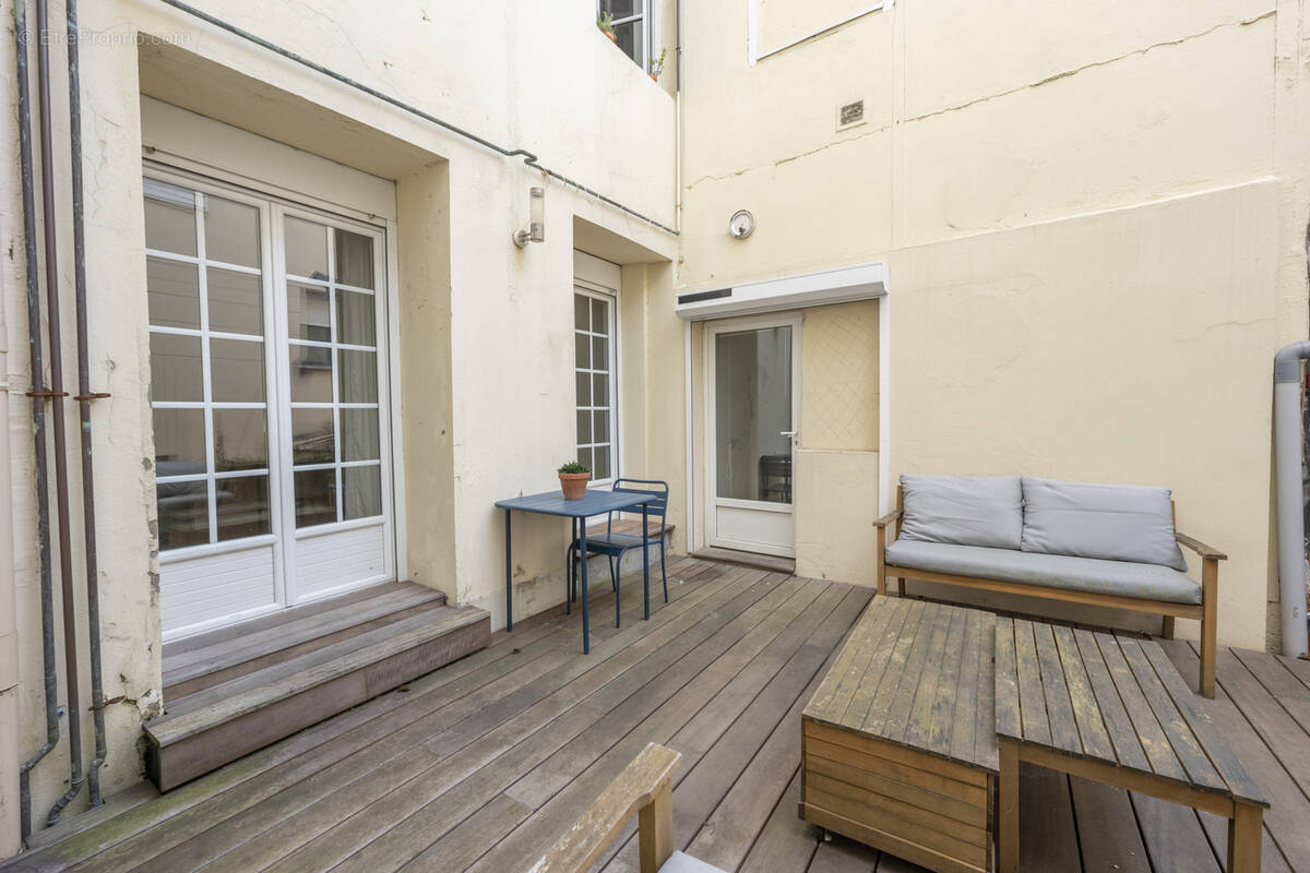 Appartement à BORDEAUX