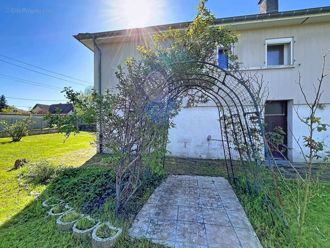 Maison à VIGNOT