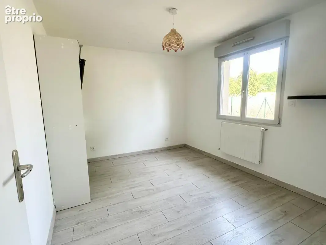 Maison de plain-pied récente – 104 m² – 3 chambres + bureau - photo 13