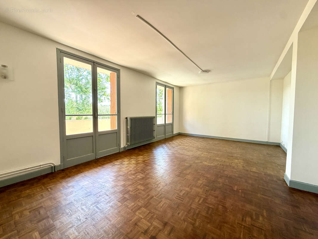 Appartement à CARCASSONNE