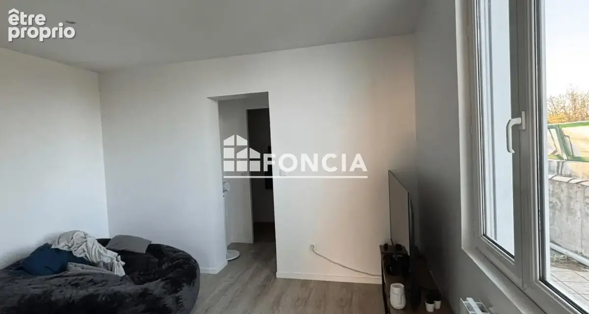 SAINT VIVIEN, très bon rapport locatif pour cet ensemble immobilier de 5 appartements et 4 bureaux - photo 15