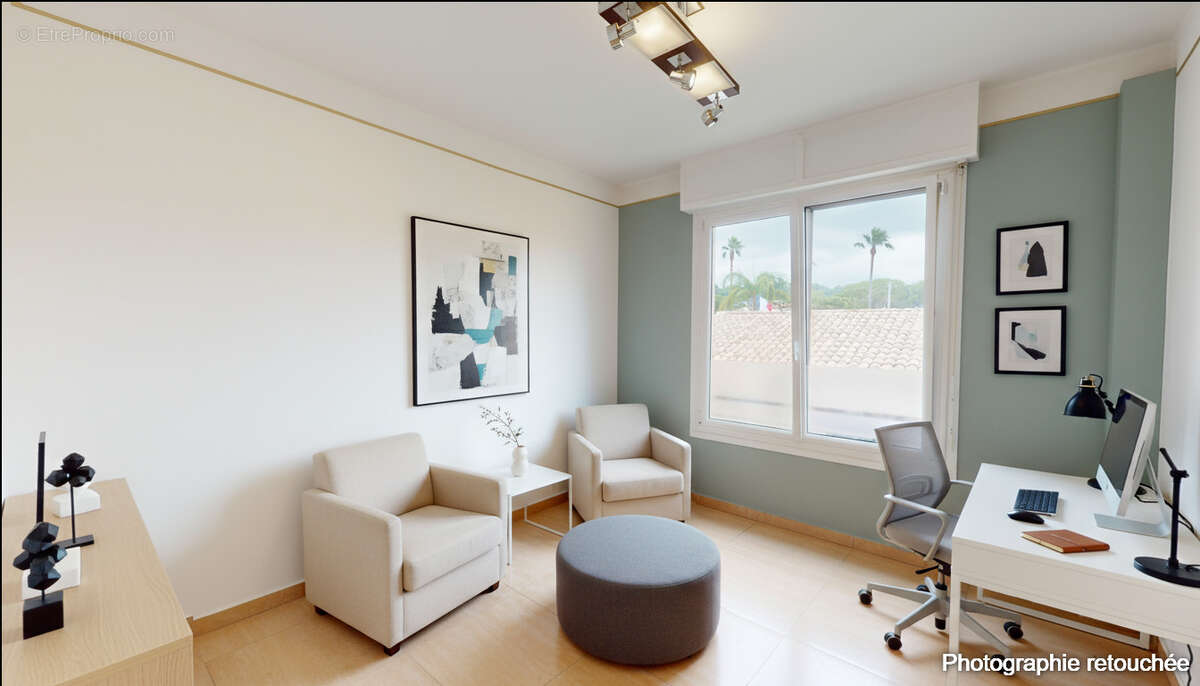 Commerce à VILLENEUVE-LOUBET