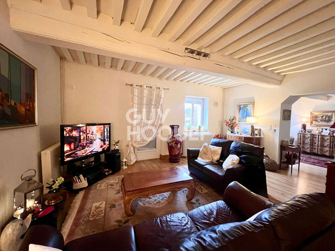 Maison à SAINTE-RADEGONDE