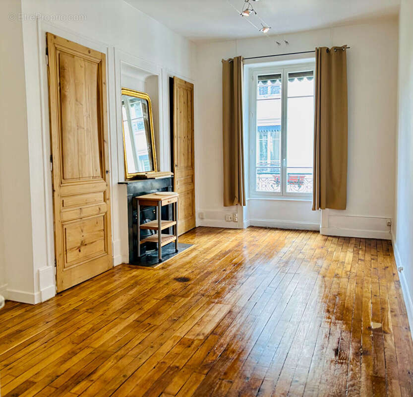 Appartement à LYON-6E