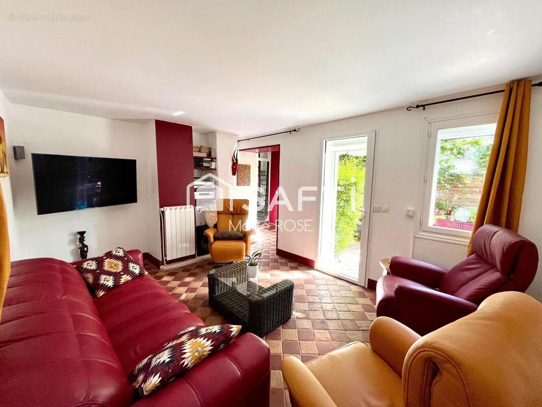 Maison 175 m² à Fontenay-Le-Vicomte  - photo 9