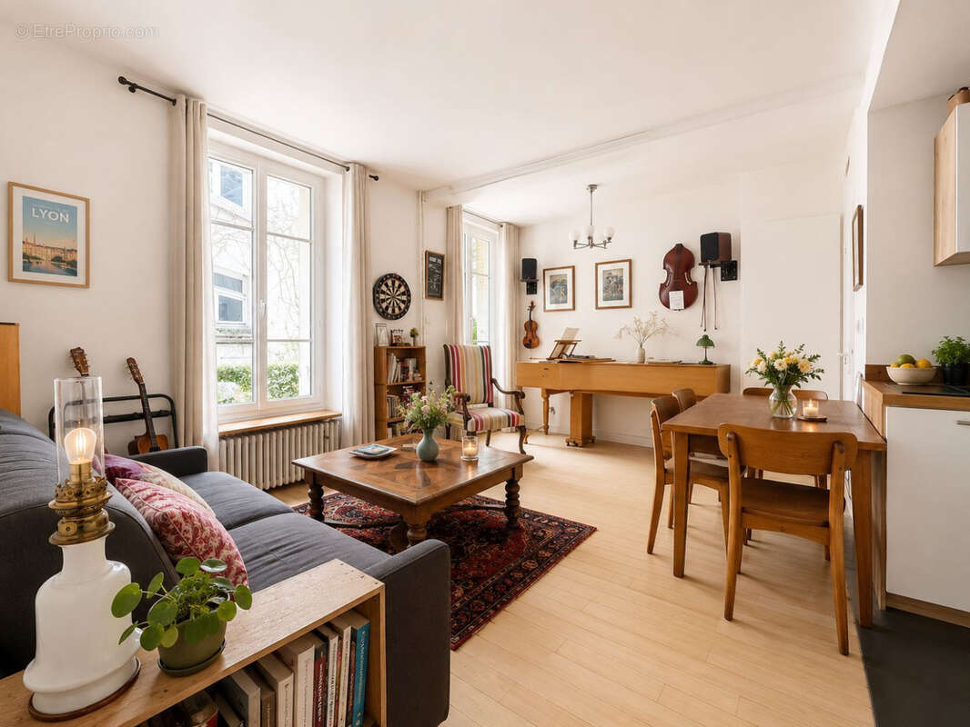 Appartement à PARIS-20E