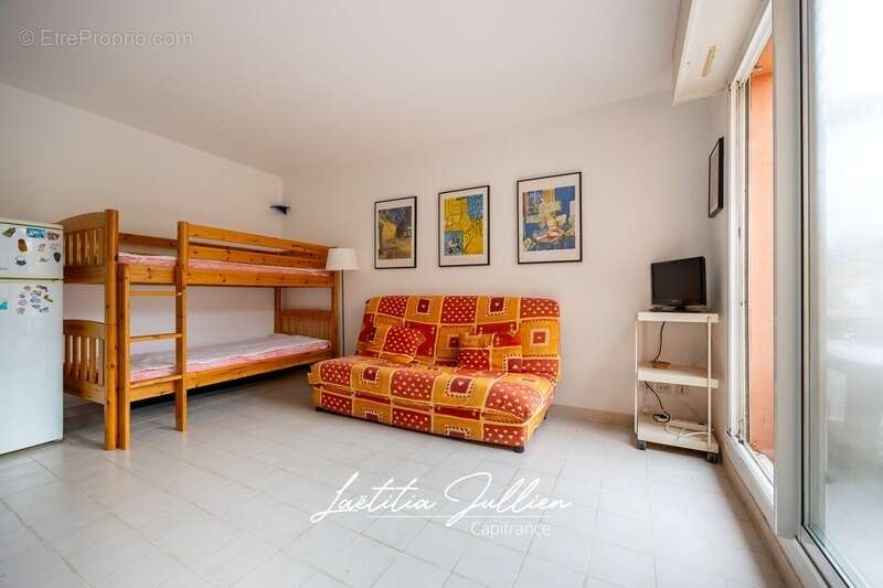 DEPT VAR - LE LAVANDOU Cavalière – Studio 26m² 4 couchages avec terrasse de 11m² plein Sud au calme, parking et plage à pied - photo 8