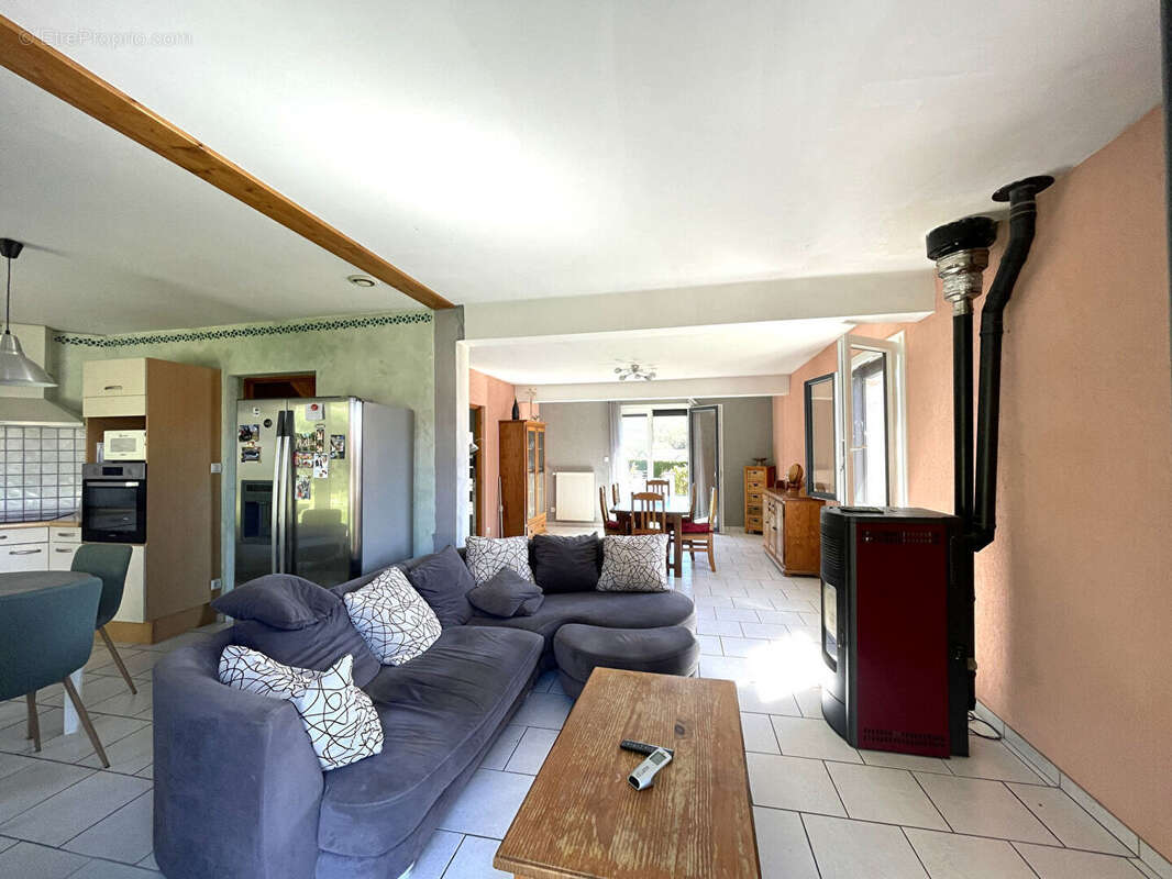 Maison à CLAIRVAUX-LES-LACS