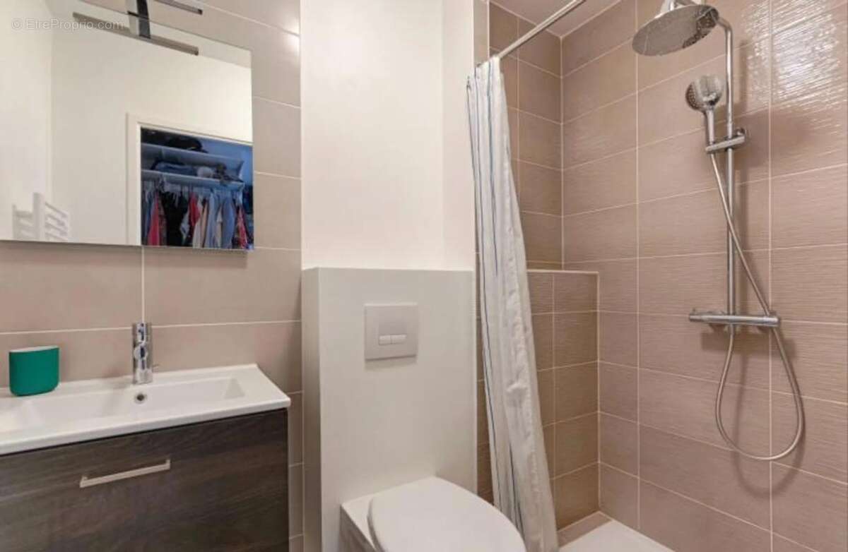 Appartement à AUBERVILLIERS