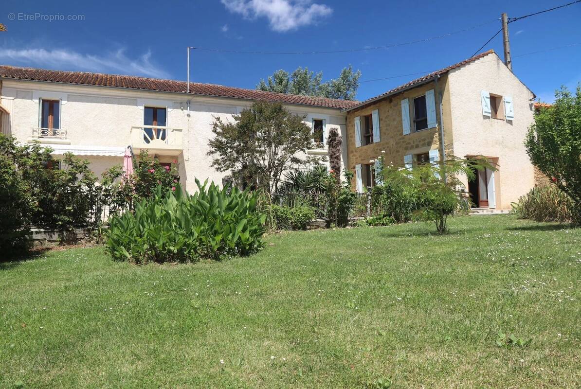 Maison à LAVERAET