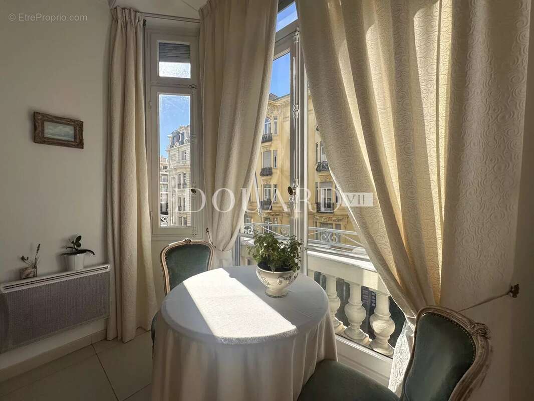 Appartement à MENTON