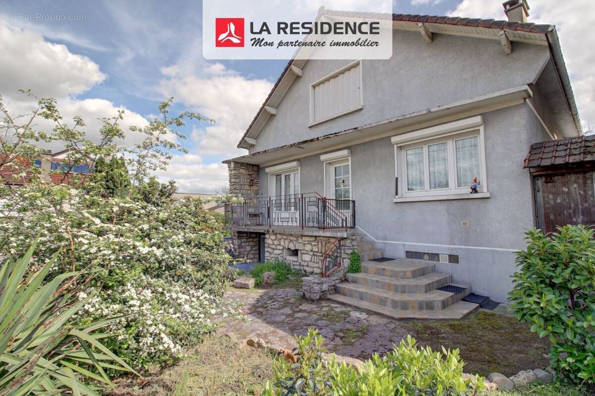 Maison à LES MUREAUX