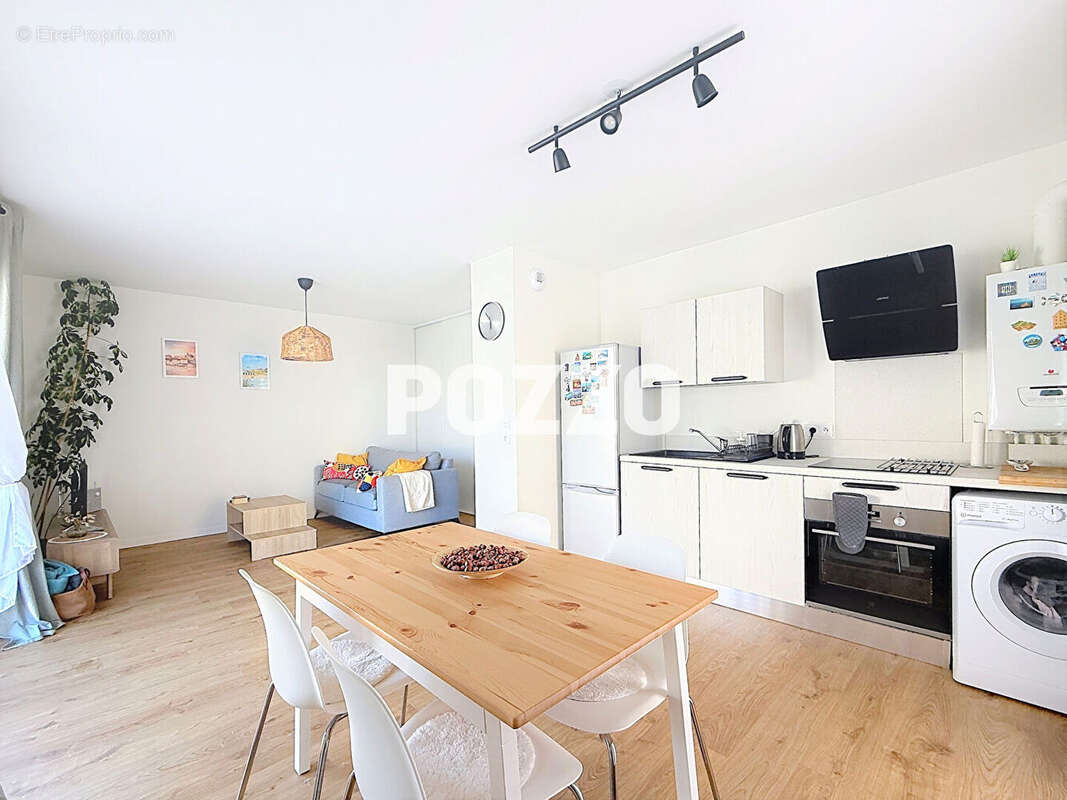 Appartement à DONVILLE-LES-BAINS