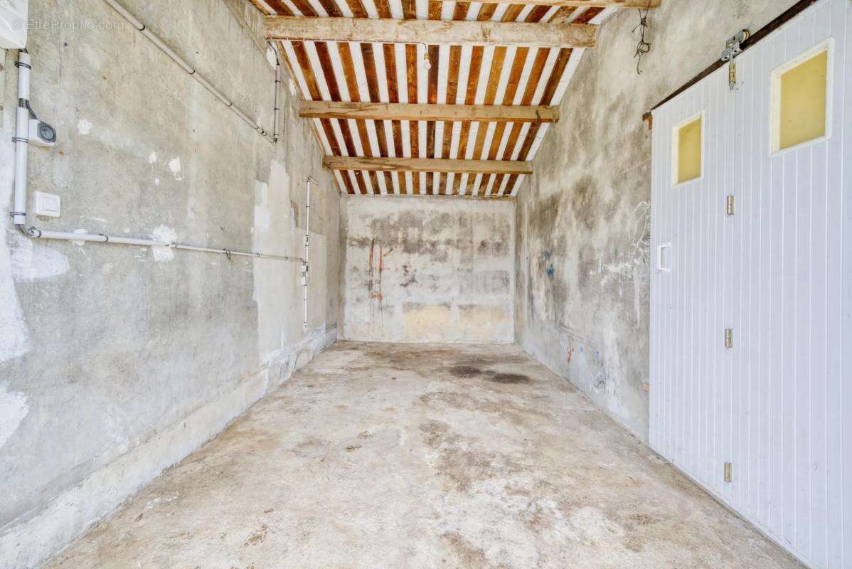 Maison à SAINT-GEORGES-DU-BOIS