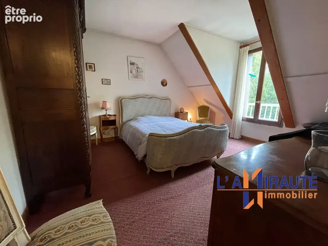 Maison de 173m2 avec un terrain de 800m2 à Chatou - photo 12