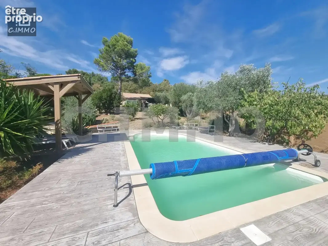 Grande villa de type 5 de PP de 139 m2 avec garage et piscine + hangar de 160 m2 - photo 4