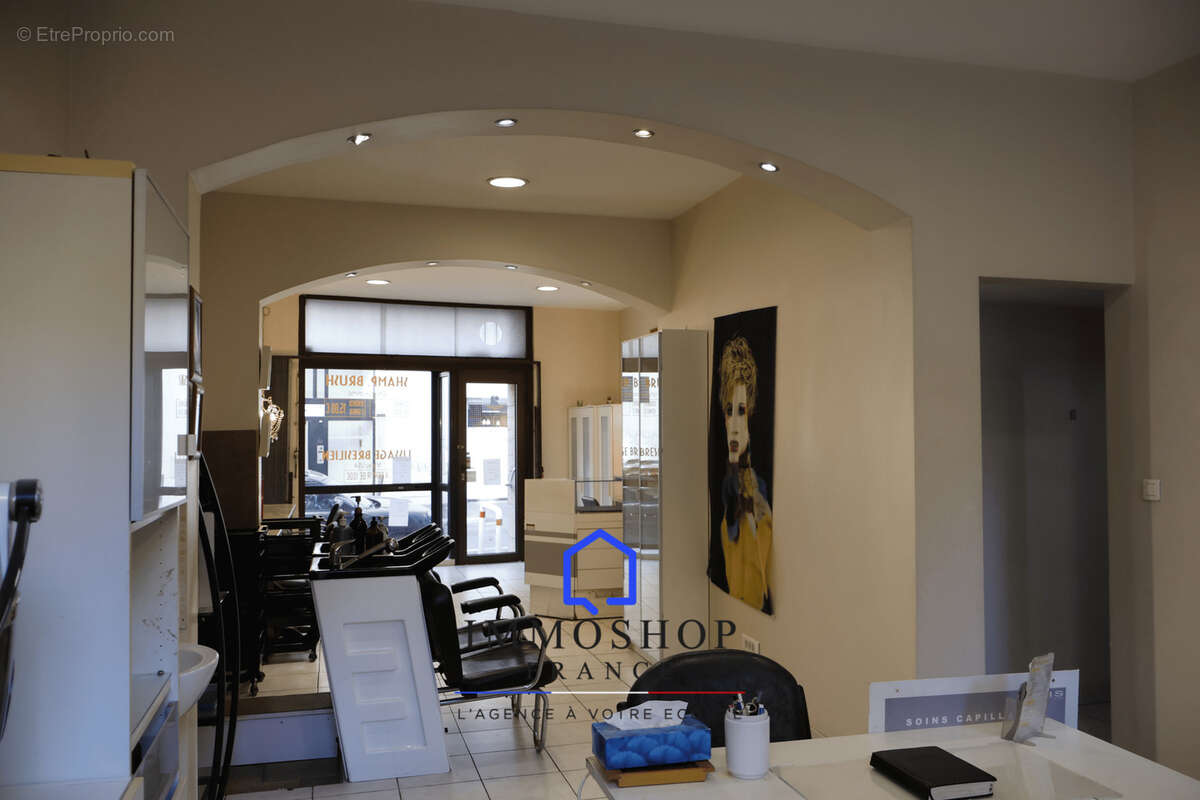 Commerce à MARSEILLE-4E