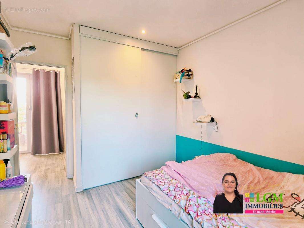 Maison rénovée + dépendance + grand terrain et potentiel : une belle opportunité ! - photo 7