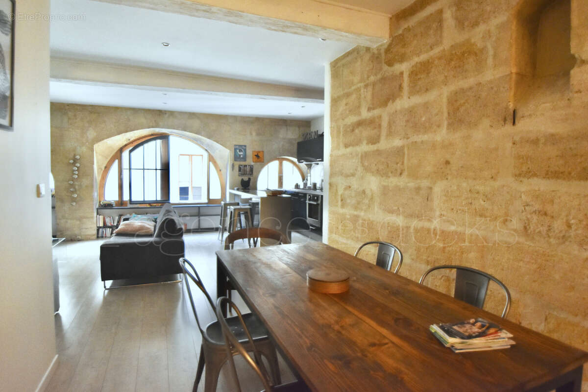 Appartement à BORDEAUX