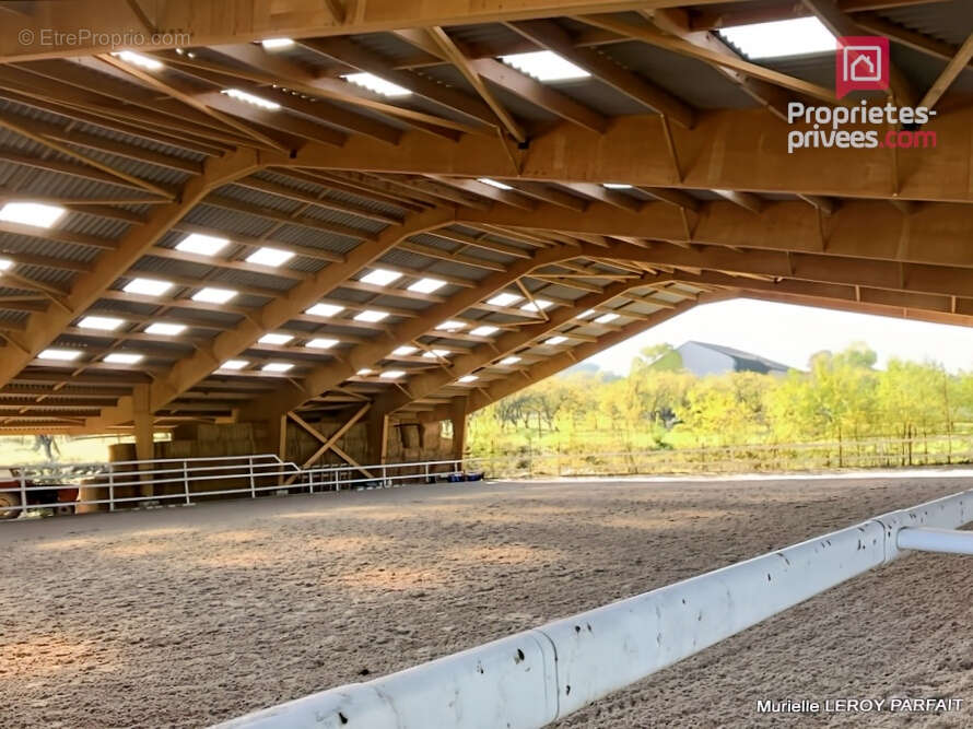 Maison à VARNEVILLE