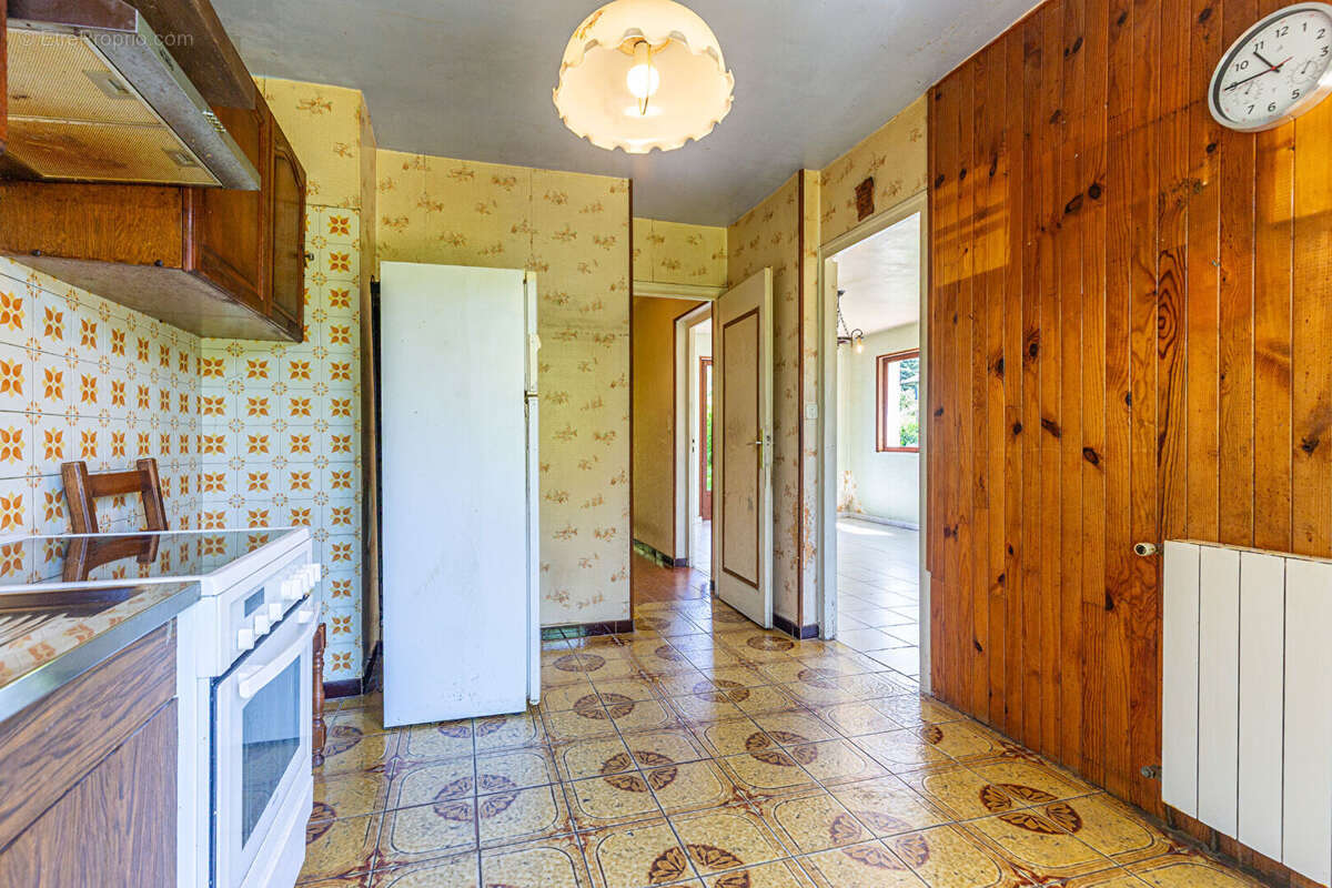 Agence immobiliere laforet - exclusivite - "tilleul" - quintal - maison individuelle de 95,2m² - terrain de 1215m² - sous sol co - photo 9