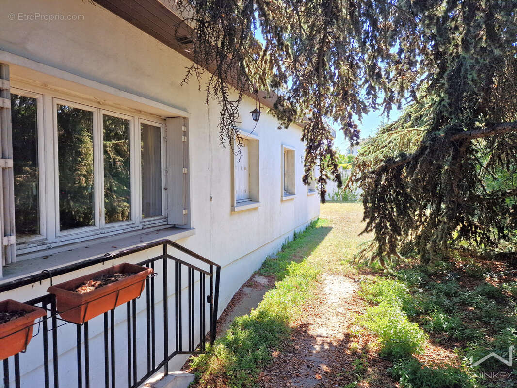 Maison terrain 469m2 avec un gros potentiel - photo 14
