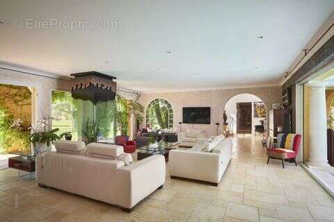 Maison à LA CROIX-VALMER