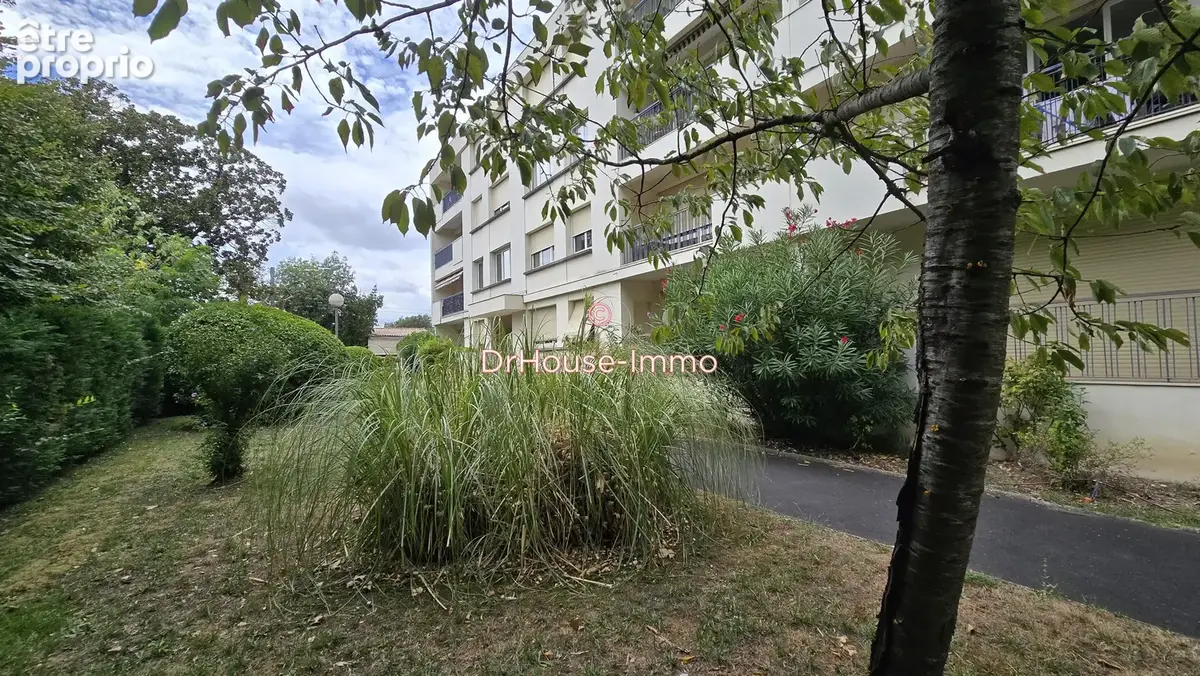 Photo Appartement à Le Bouscat au prix de 303 000€