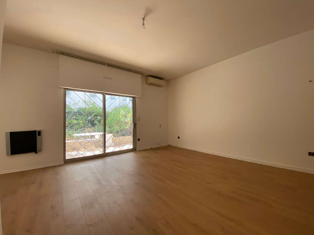 A vendre 2p 52 m2  residence les hesperides/ prado - photo 2