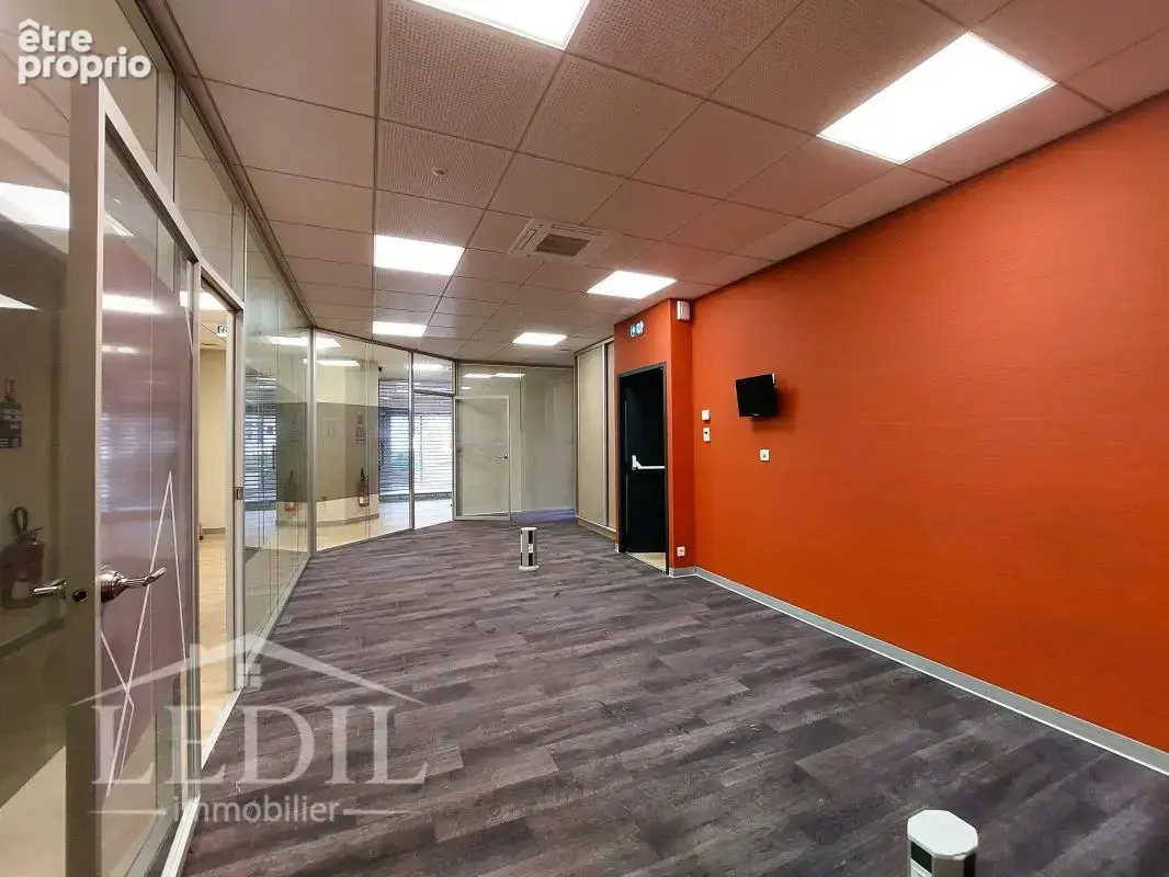 Immeuble commercial - photo 2