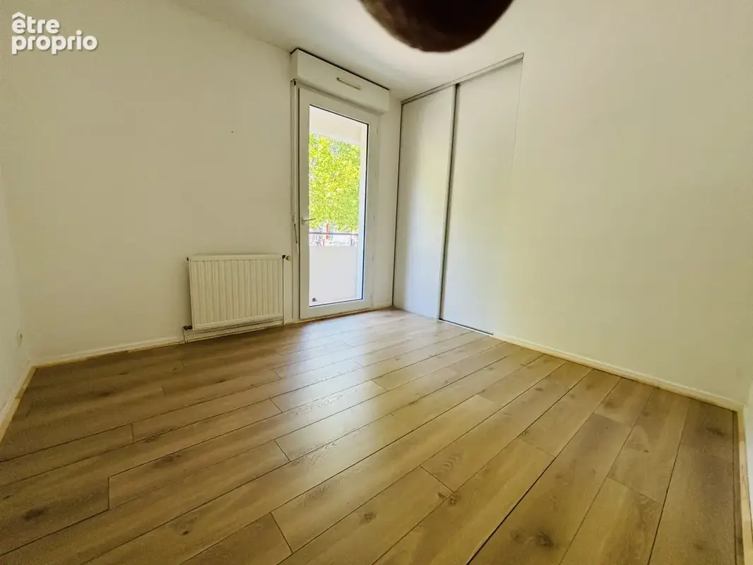 Appartement 4 pièces 90 m² à vendre à Romans-Sur-Isere (26100) - photo 8
