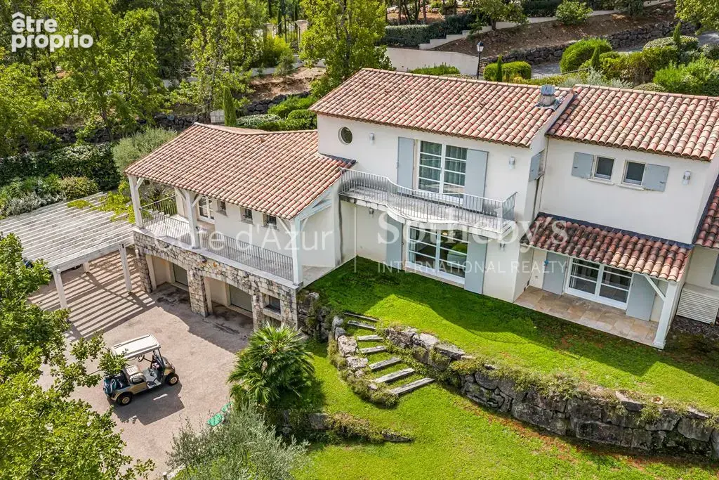 Tourrettes, villa avec piscine à débordement dans le domaine de Terre Blanche - photo 9