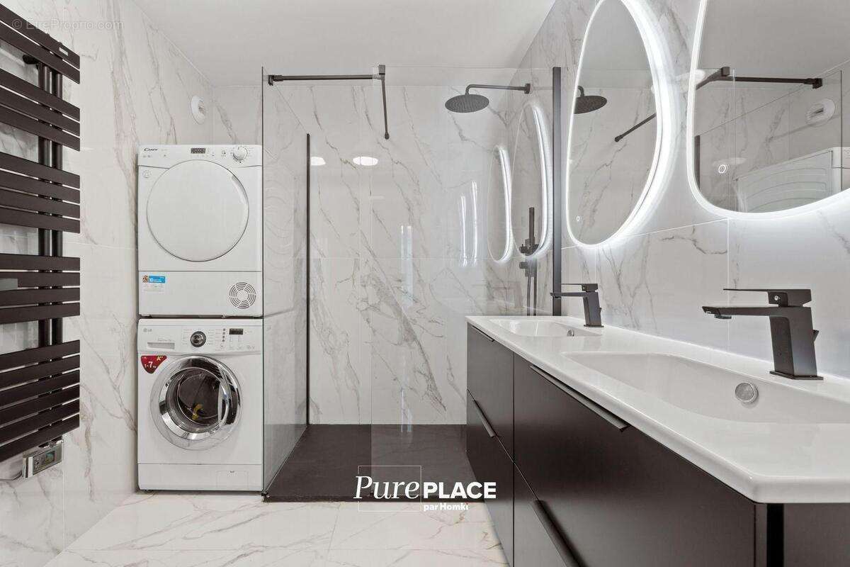 Appartement à MANDELIEU-LA-NAPOULE