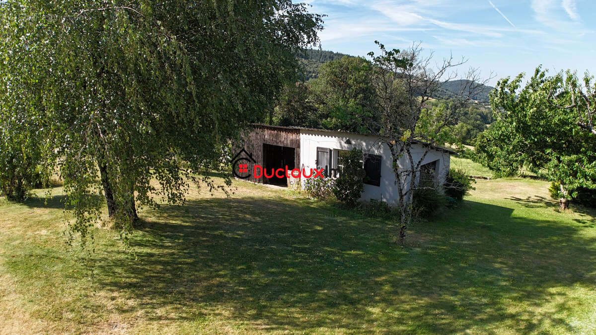 Maison avec vue panoramique - 103 m2 - Terrain de 3 200 m2 - Junhac - photo 13
