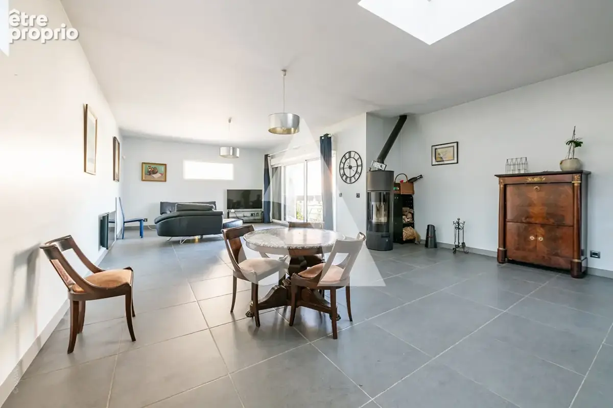 Maison familiale 7 pièces - Champigny-sur-Marne secteur Tremblay - photo 4